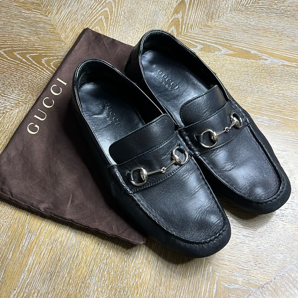 GUCCI Black Leather Horsebit Slip On Loafers 10.5
